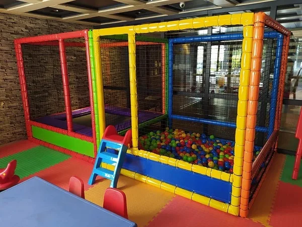 400x200x200 Trambolinli Top Havuzu