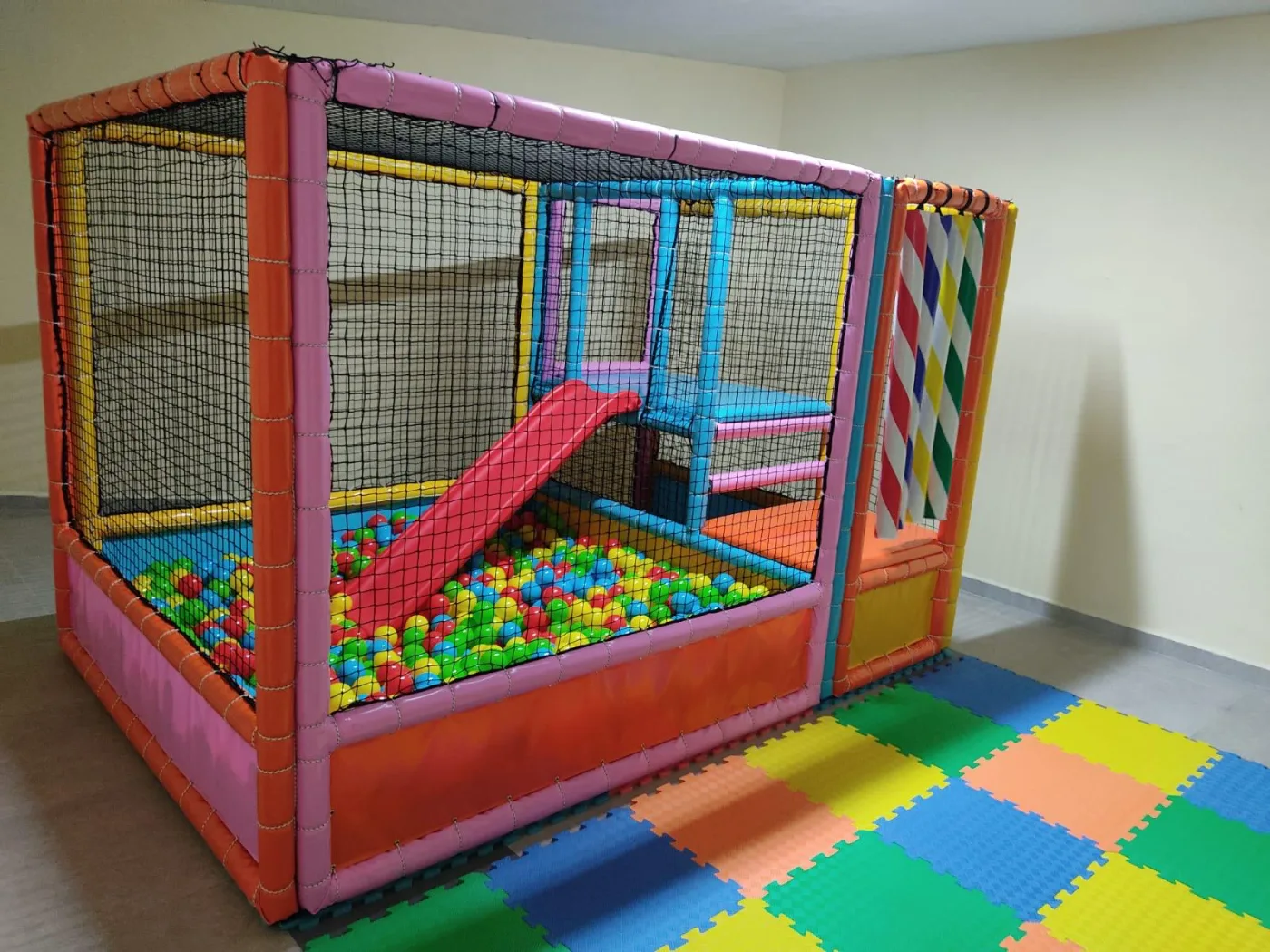 Soft Play Oyun Grubu 300x200xh200